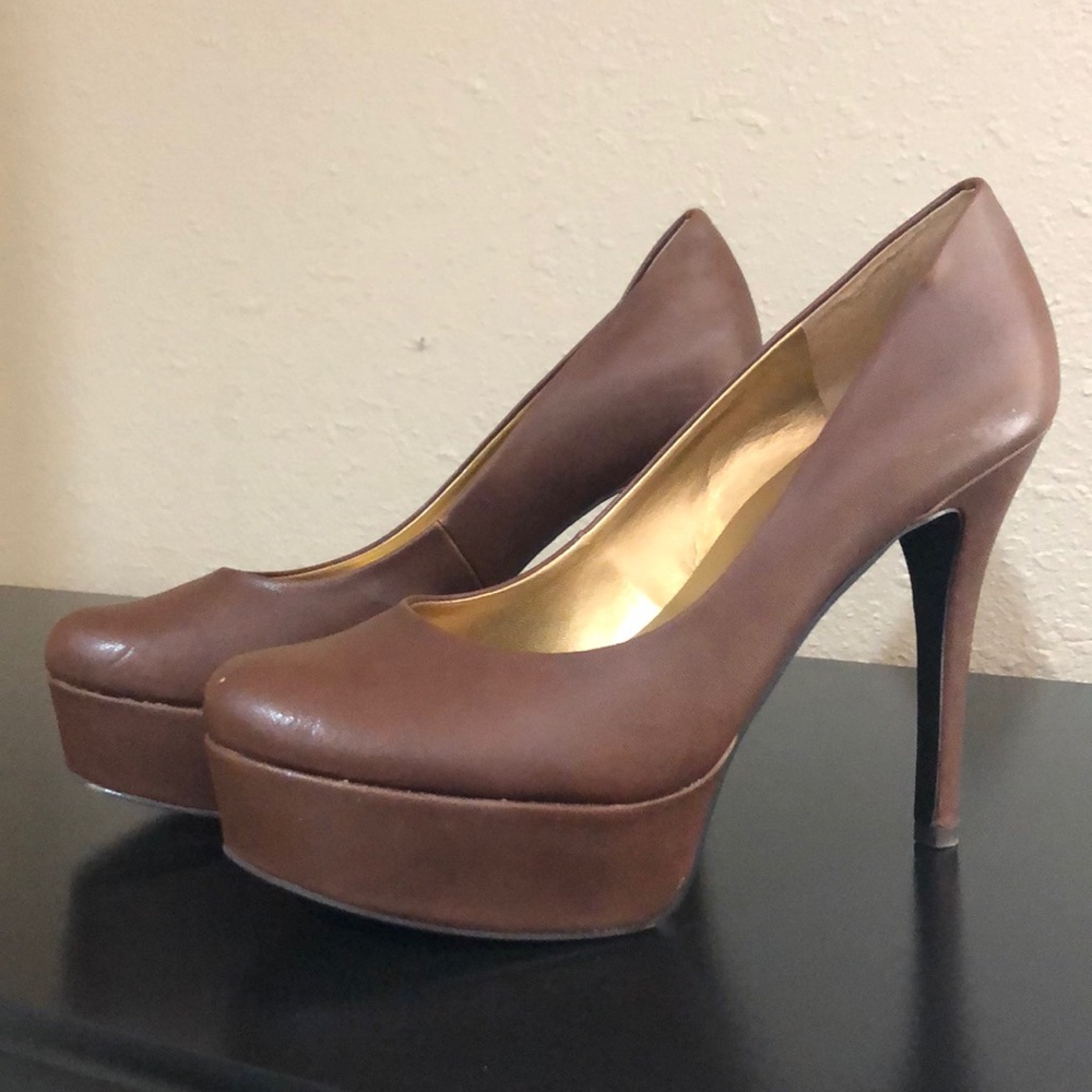 Brown Guess heels
